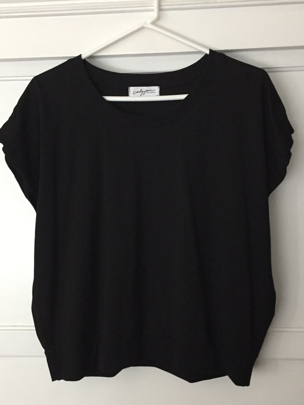 Carly Jean of Los Angeles cap sleeves tee with banded waist 100% cotton EUC 🖤